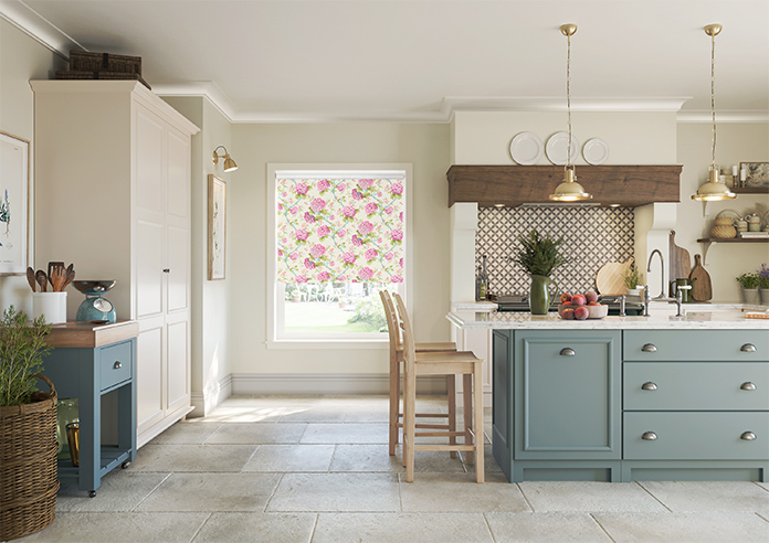 Bouquet, Wild Rose - Roller Blind - Image 8